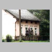 111-1290 Das Haus der Familie Puschinski in Wehlau in der Bahnhofstrasse 2 im Jahre 2004.jpg